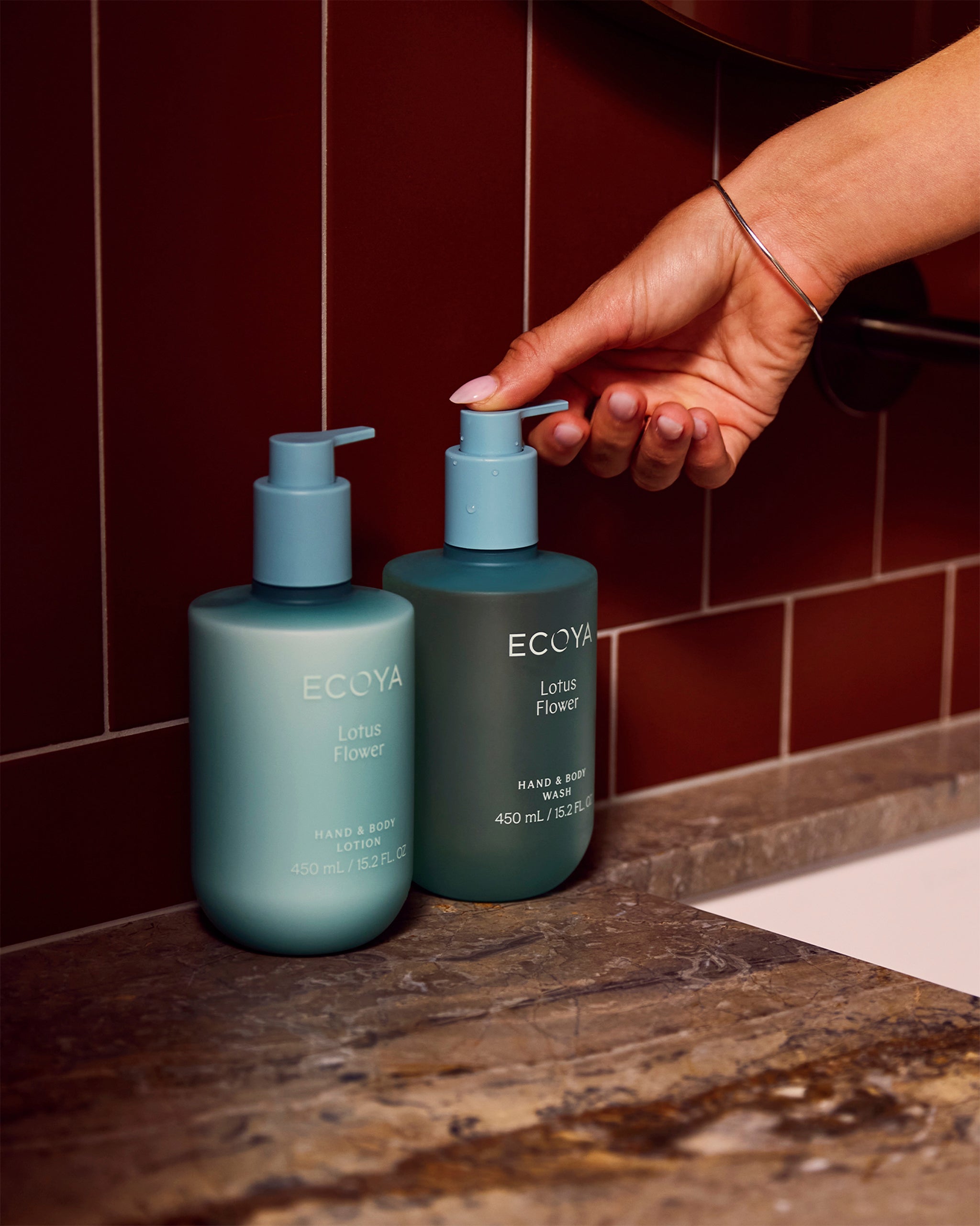 FREE: Bodycare Sample Sachet Duo – Sandalwood & Amber